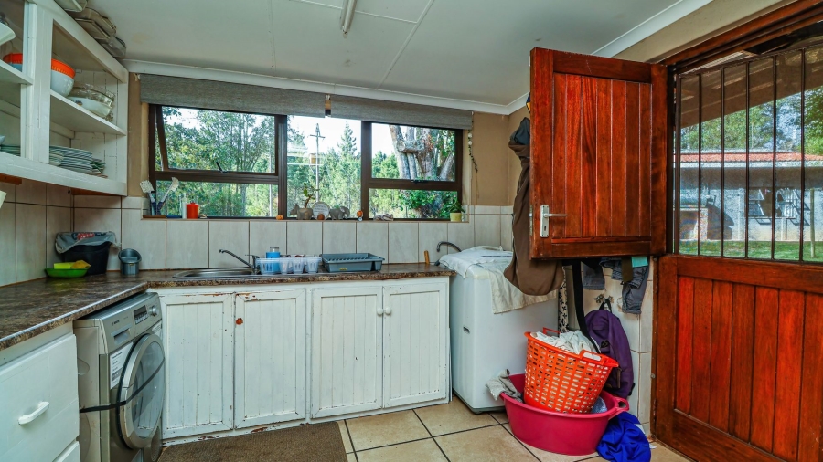 Commercial Property for Sale in Rondevlei Western Cape